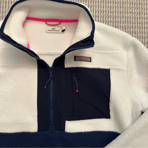 Vineyard Vines White and Blue Fleece Sweatshirt Women’s Large L - Picture 3 of 5